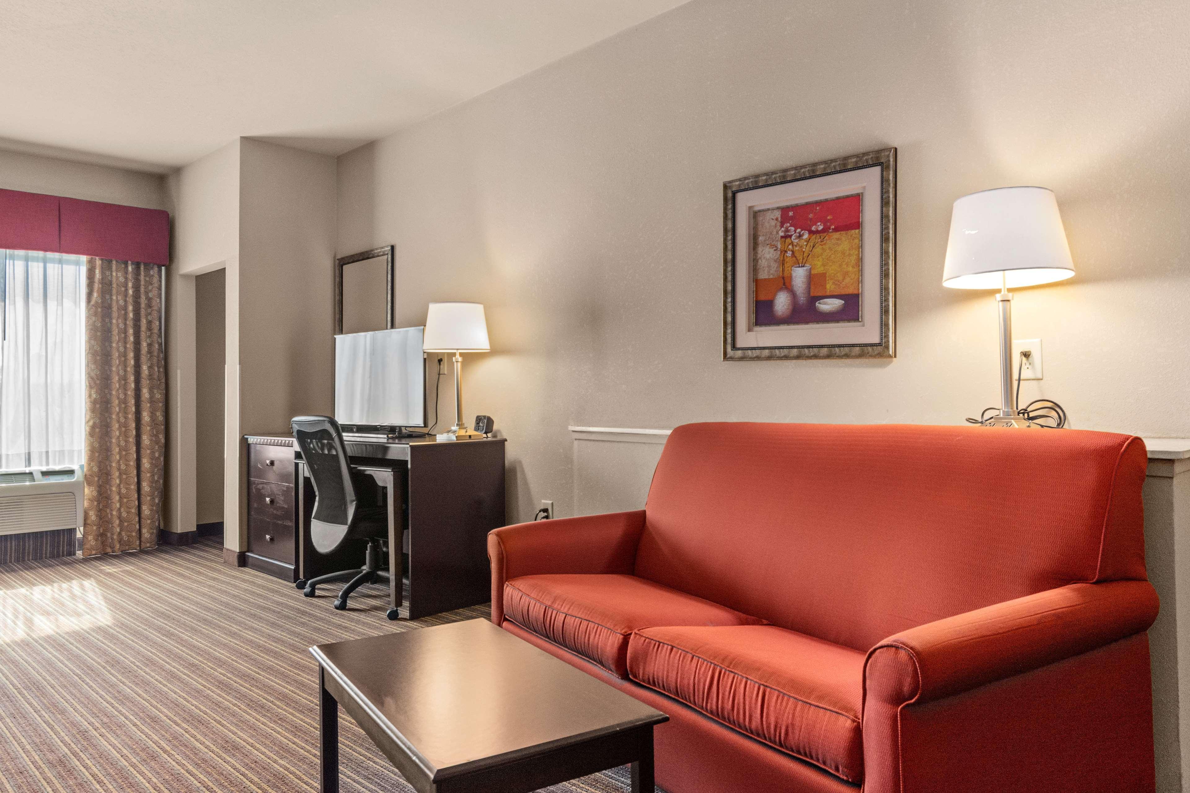 Surestay Plus Hotel By Best Western Portland Route 52 West Екстериор снимка